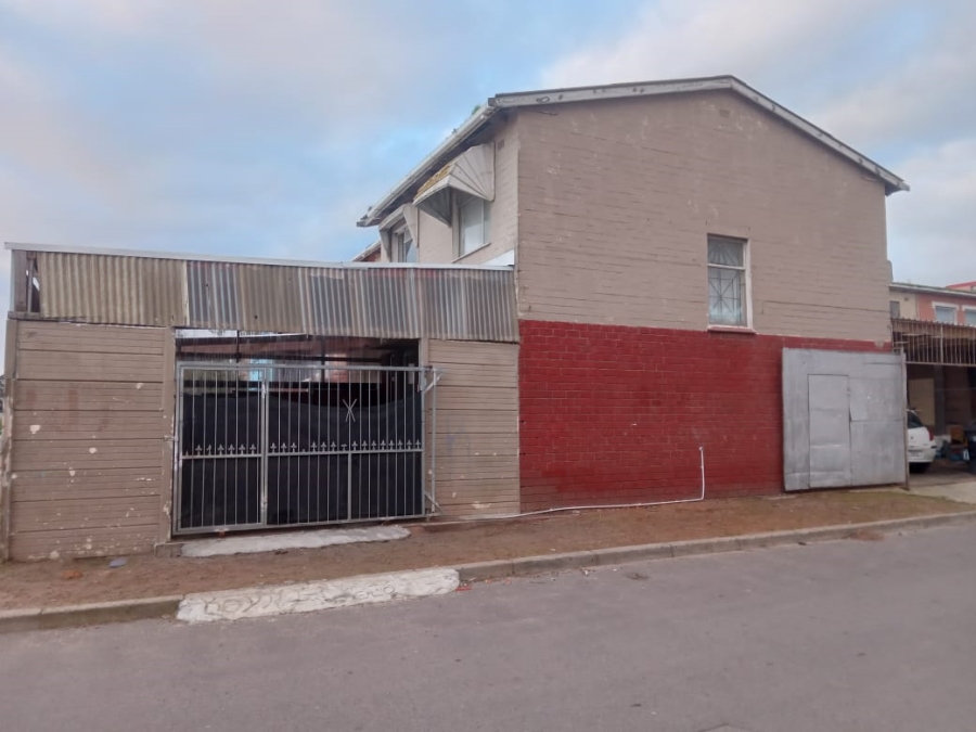 4 Bedroom Property for Sale in Avonwood Western Cape